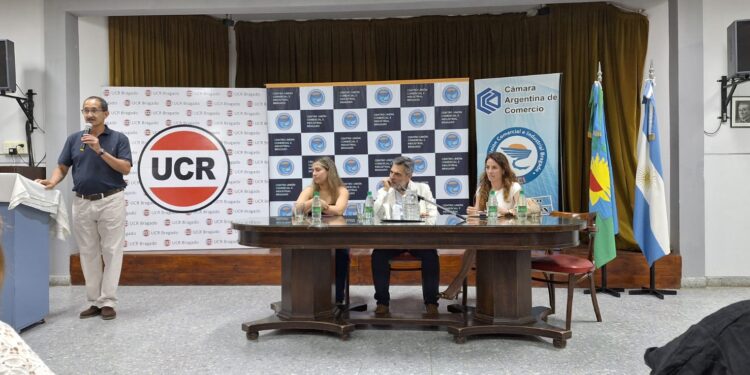 LA UCR COMPROMETIDA CON LA PREVENCIÓN. PRESENTÓ A CARLOS DAMIN