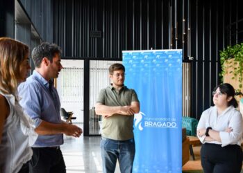 EL MUNICIPIO Y ELPRA LANZAN UN CONCURSO DE VIDRIERAS NAVIDEÑAS