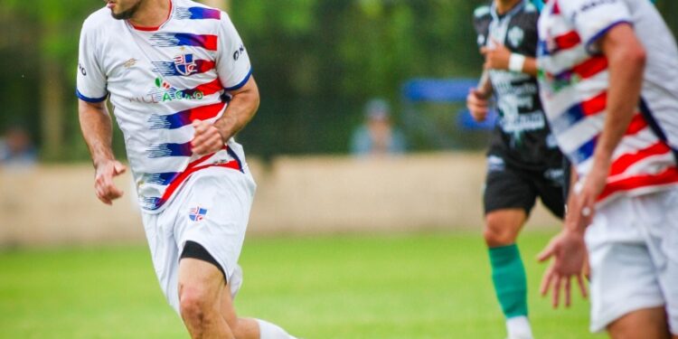 BRAGADO CLUB SE METIÓ EN OCTAVOS. VOLVIÓ A GOLEAR 4 A 1 A ONCE TIGRES EN LA REVANCHA