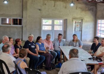BARENGHI SE REUNIO CON VECINOS DEL BARRIO PUEBLO NUEVO