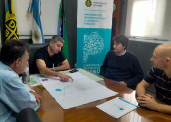 REUNIÓN DE TRABAJO DEL INTENDENTE BARENGHI EN LA DIRECCIÓN PROVINCIAL DE VIALIDAD