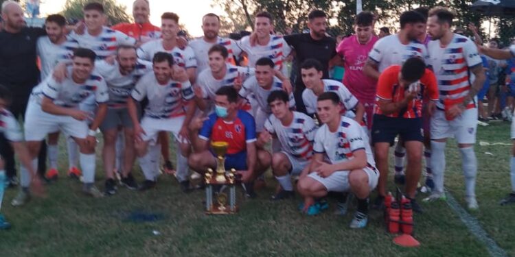 BRAGADO CLUB CAMPEÓN DEL CLAUSURA .VENCIÓ 2 A 0 A VILLA TRANQUILA EN O'BRIEN. 1 BRAGADO CLUB CAMPEÓN DEL CLAUSURA .VENCIÓ 2 A 0 A VILLA TRANQUILA EN O’BRIEN.