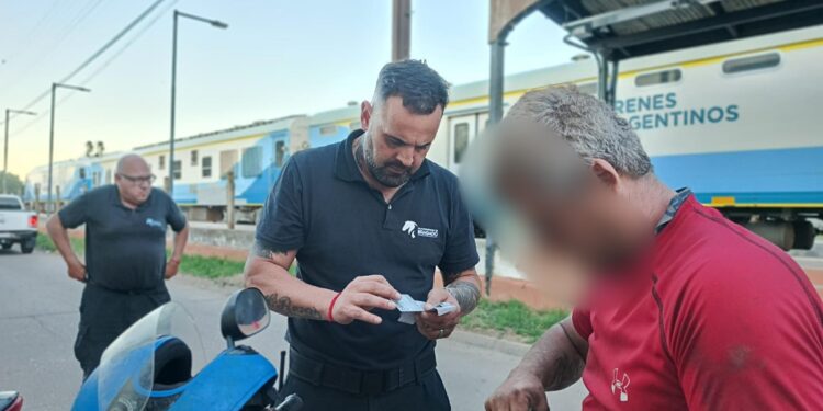 TRANSITO DE BRAGADO REALIZA CONTROLES JUNTO A POLICIAS DEL GAD 1 TRANSITO DE BRAGADO REALIZA CONTROLES JUNTO A POLICIAS DEL GAD