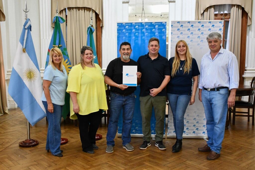 decreto comision barrio san luis