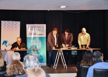 MÁS DE 70 VECINOS FIRMARON LA ESCRITURA DE SU VIVIENDA  EN BRAGADO