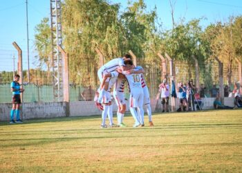 BRAGADO CLUB GOLEÓ Y SIGUE CON VIDA EN EL FEDERAL