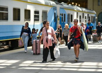 TRENES  LANZA A LA VENTA LOS PASAJES DE LARGA DISTANCIA PARA EL VERANO, HASTA CARNAVAL INCLUSIVE