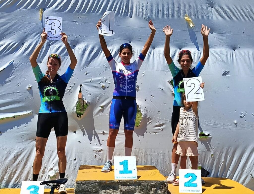 podio damas pergamino