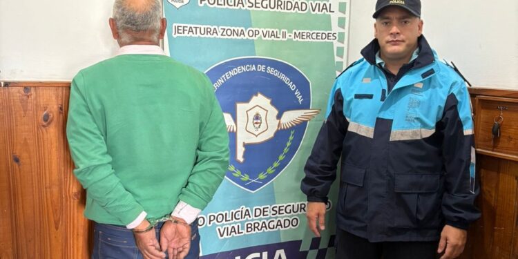 POLICÍA VIAL DETIENE A PRÓFUGO POR ABUSO SEXUAL