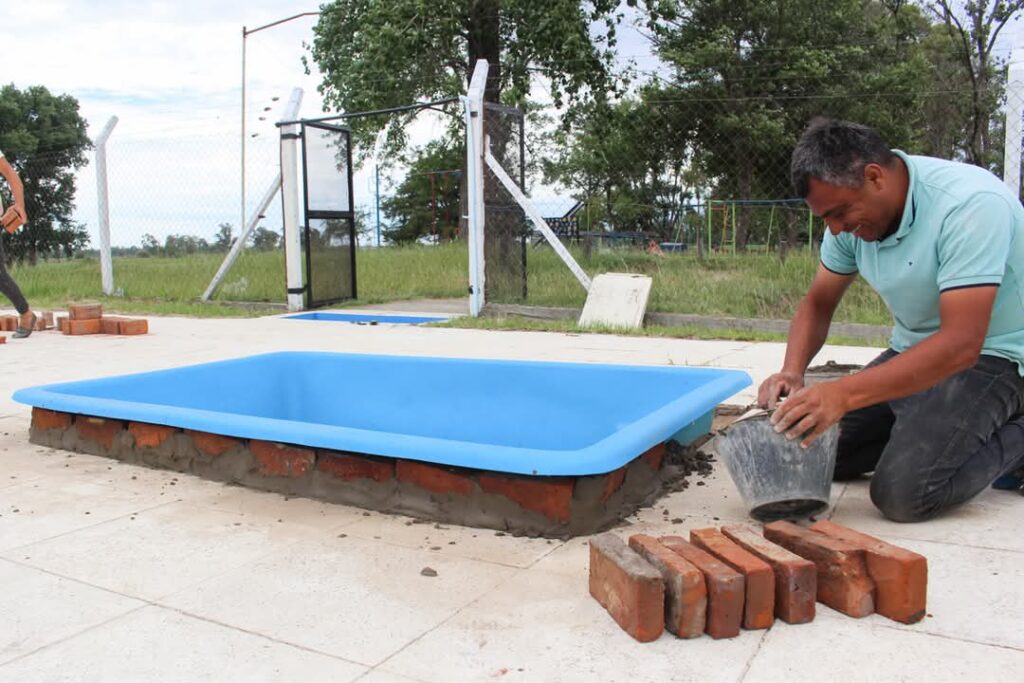 ACONDICIONARON LAS PILETAS DE LA LAGUNA PARA LA TEMPORADA DE VERANO 4 FB IMG 1735216564193