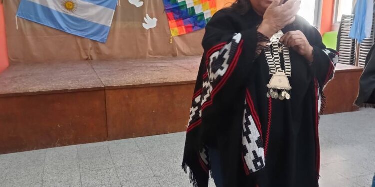 A CINCO AÑOS DE LA MUERTE DEL LONKO MÁXIMO COÑEQUIR, ESTE DOMINGO ASUMIRA SU HIJA AMALIA