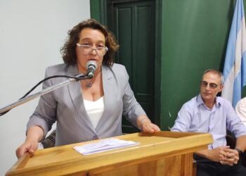 EUGENIA GIL ASUMIO FORMALMENTE LA CONDUCCION DE LA UCR BRAGADO PLANTEANDO EL PROYECTO PARA SER OPCION DE GOBIERNO
