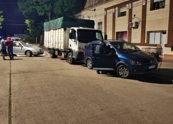 TRIPLE CHOQUE EN CALLE GENERAL PAZ, AFORTUNADAMENTE SIN HERIDOS