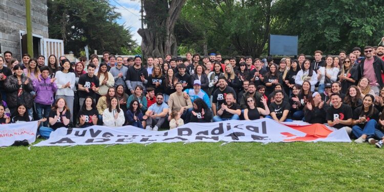 ENCUENTRO PROVINCIAL DE LA JUVENTUD RADICAL ADELANTE. HUBO REPRESENTACION DE BRAGADO