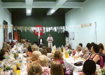 EL COMITÉ UCR BRAGADO CERRÓ EL AÑO CON UNA EMOTIVA CELEBRACIÓN CON SUS TALLERES PARA ADULTOS MAYORES.