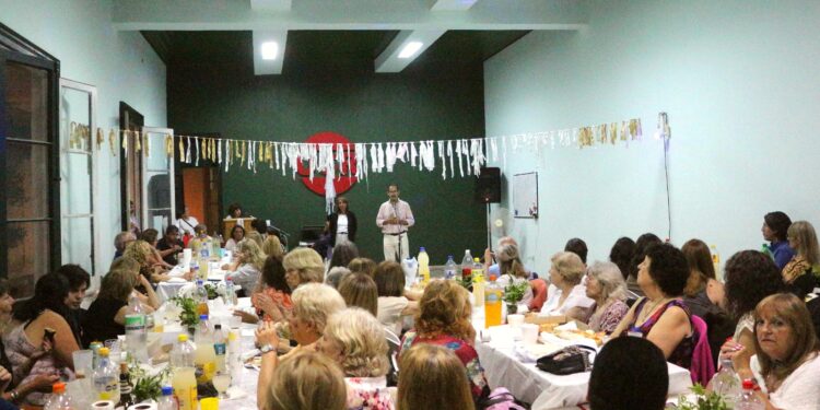 EL COMITÉ UCR BRAGADO CERRÓ EL AÑO CON UNA EMOTIVA CELEBRACIÓN CON SUS TALLERES PARA ADULTOS MAYORES.