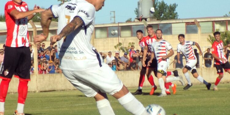 TORNEO REGIONAL: BRAGADO CLUB FUE ELIMINADO, TRAS PERDER CON RIVADAVIA