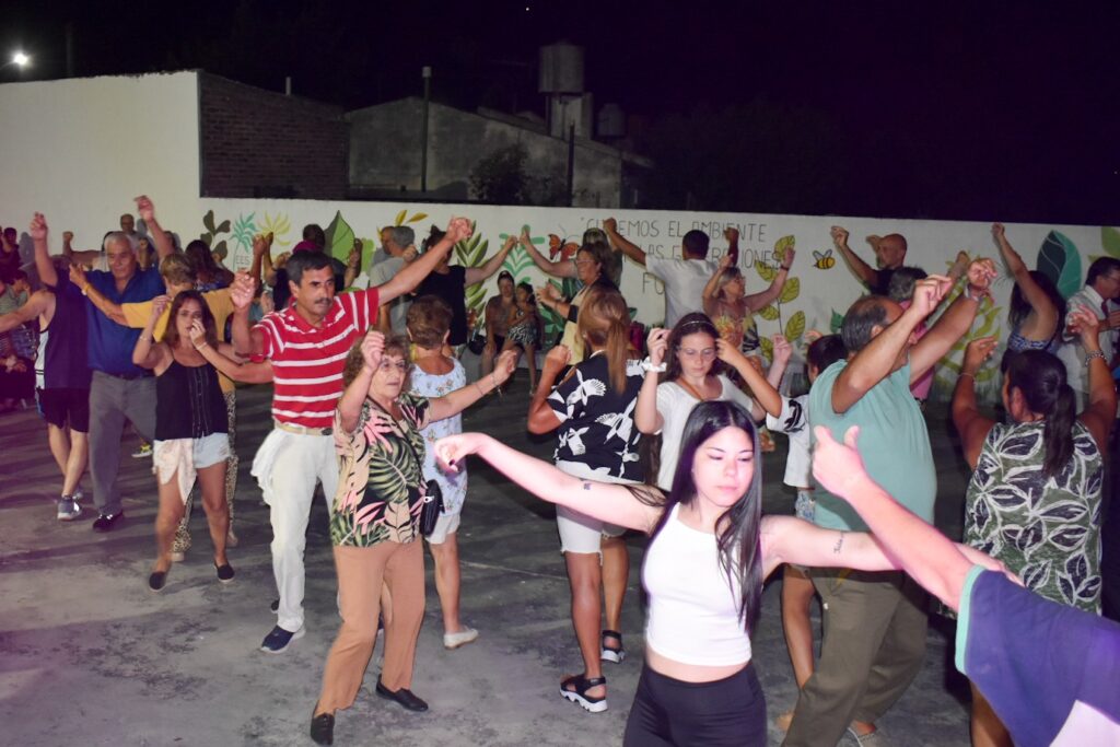 SABADO Y DOMINGO, PEATONAL Y LOS PATIOS DE TANGO Y FOLCLORE 6 patio folclore 2025