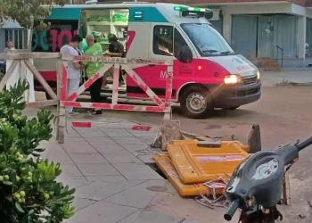 PUDO SER TRAGICO. UNA PERSONA NO VIDENTE POR MILAGRO NO CAYO EN UN POZO.NI ABSA Y NI LA MUNICIPALIDAD LO SOLUCIONAN