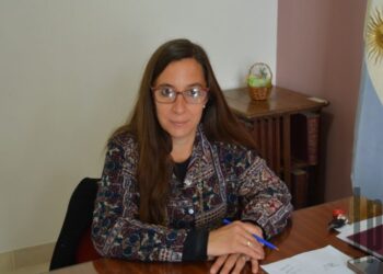 DE BOINA BLANCA A “PELUCA”: UNA EX RADICAL SALTÓ EN GARROCHA EN LA CUARTA