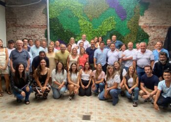 ARAUJO Y FRANZONI, CONCEJALES DEL PRO BRAGADO EN LA REUNION SECCIONAL