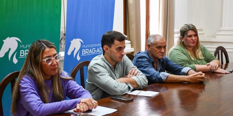 PARITARIAS MUNICIPALES. SIN ARREGLO PERO CON BONO DE $ 100 MIL