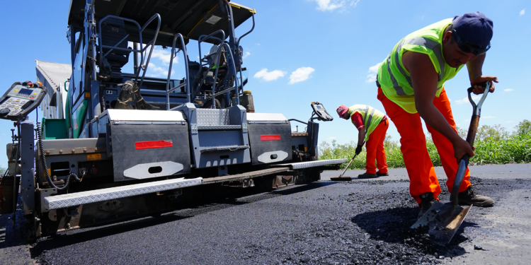 LA PROVINCIA INICIO REPARACION DE RUTAS. PRIMERO LA 30, DESPUES LAS 51... ¿LA 46 TAMBIÉN? 1 LA PROVINCIA INICIO REPARACION DE RUTAS. PRIMERO LA 30, DESPUES LAS 51… ¿LA 46 TAMBIÉN?