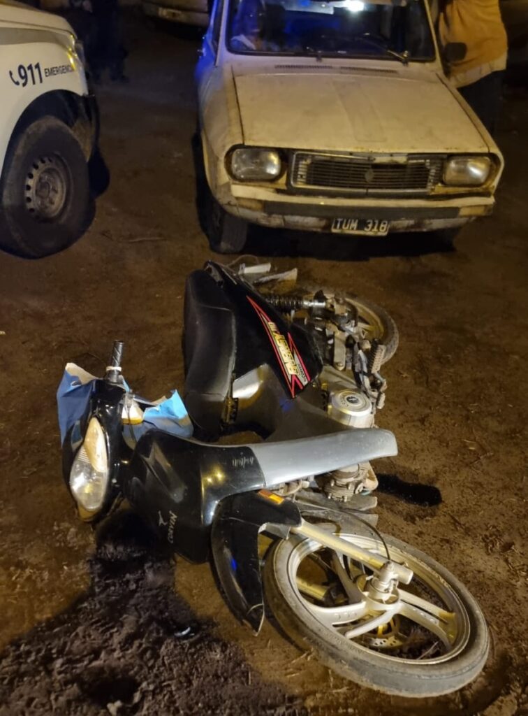 choque moto auto r12