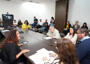 LA LEGISLATURA INICIÓ EL DEBATE SOBRE LA SUSPENSIÓN DE LAS PASO