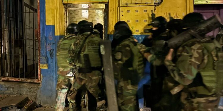 MEGA CAUSA POR DROGAS: DISTRIBUIDORES EN CABA Y QUILMES; MULAS Y DEALERS EN BRAGADO. NOMBRE DE LOS 6 DETENIDOS