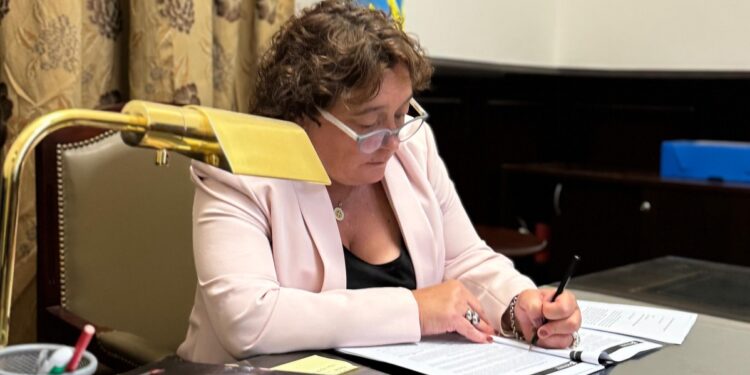 LA SENADORA EUGENIA GIL IMPULSA LA DECLARACIÓN DE EMERGENCIA HÍDRICA EN LA CUENCA DEL SALADO 1 LA SENADORA EUGENIA GIL IMPULSA LA DECLARACIÓN DE EMERGENCIA HÍDRICA EN LA CUENCA DEL SALADO