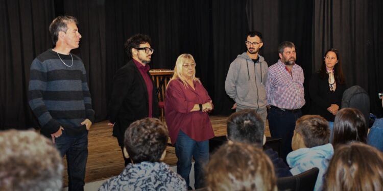 CAMBIO JUEZ… EL MUNICIPIO PRESENTÓ AL NUEVO EQUIPO QUE DIRIGIRÁ LA ORQUESTA INFANTO JUVENIL