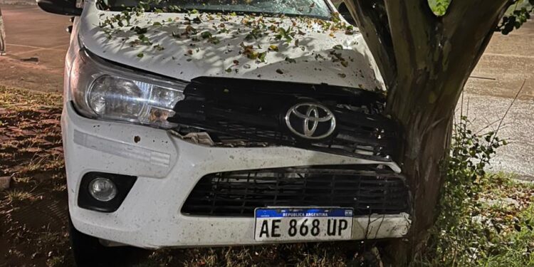 LE DESTRUYERON LA CAMIONETA Y SE DIERON A LA FUGA