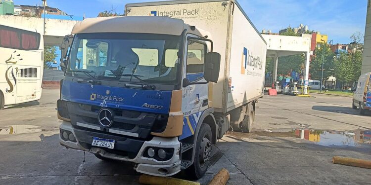 HALLARON EL VEHÍCULO QUE CHOCÓ LA CAMIONETA ESTA MADRUGADA 1 HALLARON EL VEHÍCULO QUE CHOCÓ LA CAMIONETA ESTA MADRUGADA