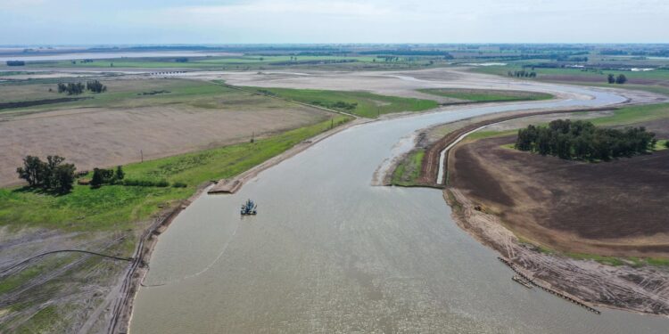 “LLEVAMOS 20 AÑOS CON LA OBRA DEL RÍO SALADO Y A ESTE PASO TARDAREMOS 200”