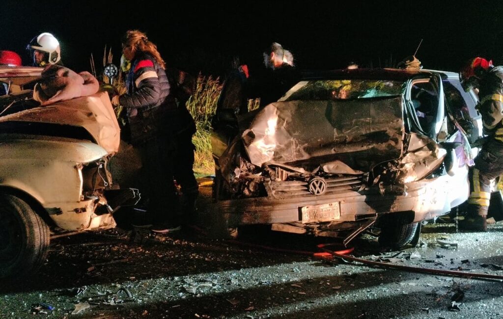 CHOQUE FRONTAL EN RUTA 46. FALLECIÓ UNO DE LOS HERIDOS 5 choque rancheraq
