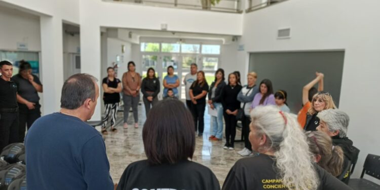 NUEVA ENTREGA DE CASCOS POR PARTE DE LA DIRECCIÓN GENERAL DE SEGURIDAD