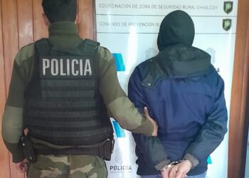 UNA MUJER DENUNCIO A SU PAREJA: FUE AMENAZADA CON UN CUCHILLO Y UNA NAVAJA