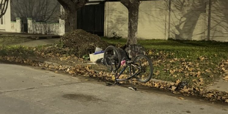 UNA MOTOCICLISTA ATROPELLO A DOS NIÑOS Y SE DIO A LA FUGA