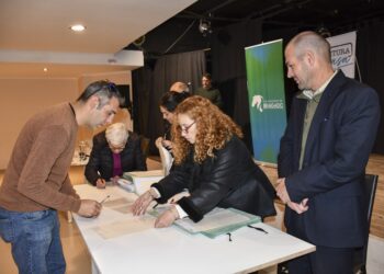 CON RESPALDO DE LA PROVINCIA, SE LLEVÓ A CABO UNA NUEVA JORNADA DE FIRMA DE ESCRITURAS