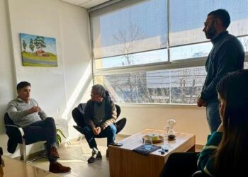 NICOLAS LAMAZÓN SE REUNIÓ CON EL EX INTENDENTE ORLANDO COSTA: NO A MILEI