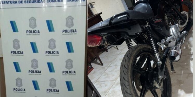 OPERATIVOS EN LOCALIDADES RURALES: SECUESTRO DE MOTOS Y AUTOS SIN DOCUMENTACION