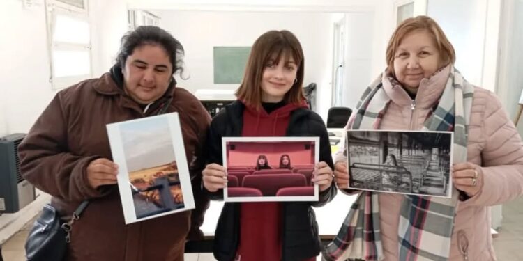 JUEGOS: COMPETENCIA LOCAL DE FOTOGRAFÍA 1 JUEGOS: COMPETENCIA LOCAL DE FOTOGRAFÍA