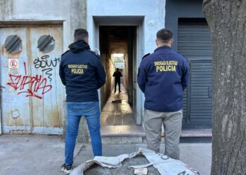 ALLANAMIENTO EN BRAGADO POR UNA CAUSA DE DROGAS. UN DETENIDO Y SECUESTRO DE COCAINA