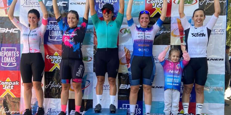 PODIO PARA DANIELA ELIZONDO DE BRAGADO CICLES EN LOMAS