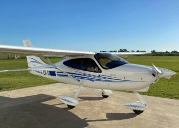 AERO CLUB BRAGADO INCORPORO UN NUEVO AVION CON LA MAS MODERNA TECNOLOGÍA