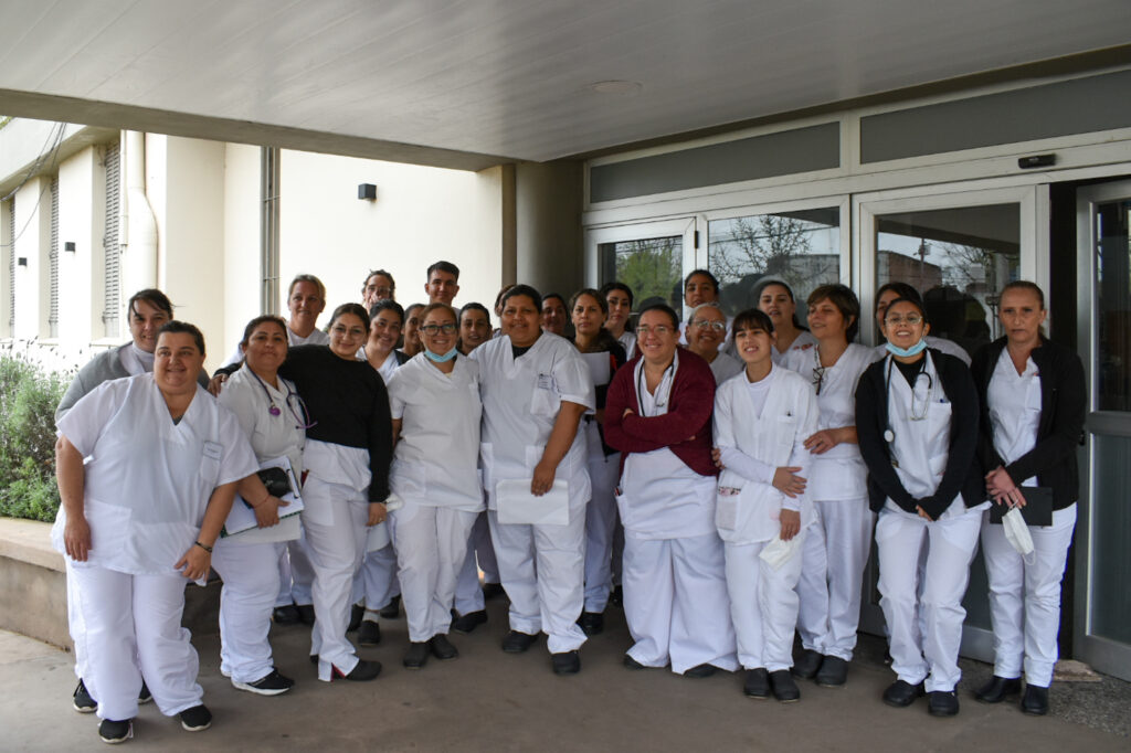LICENCIATURA EN ENFERMERÍA: CONTINUA LA CAPACITACION DEL PERSONAL DE SALUD DE BRAGADO 4 capacitacion enfermeras