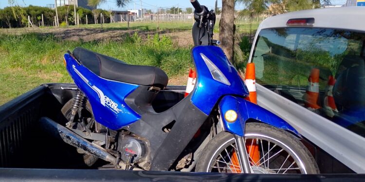 SIGUEN LOS CONTROLES DE TRANSITO, PERO LAS MOTOS SON MAS CADA VEZ Y MAS MOLESTAS.