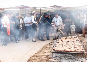 CON LOS FOGONES A PLENO, LA FIESTA ARRANCÓ LA RECTA FINAL