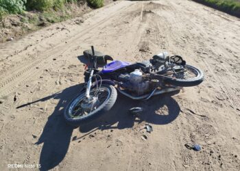 CAYO DE LA MOTO EN EL CAMINO VECINAL A MECHITA.